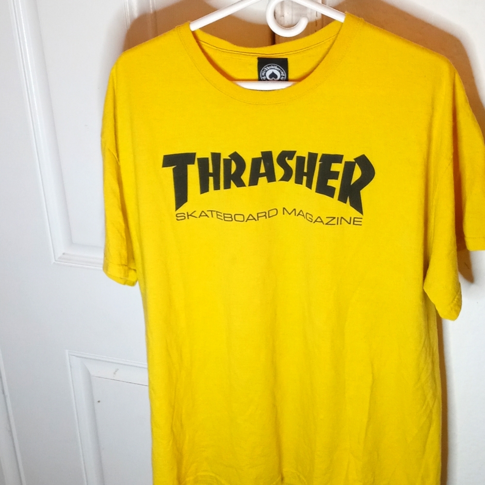 Mens skate Thrasher shirt